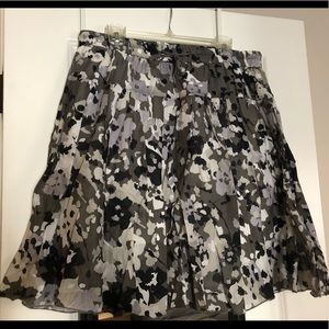 Old Navy knee length A-line pleated skirt